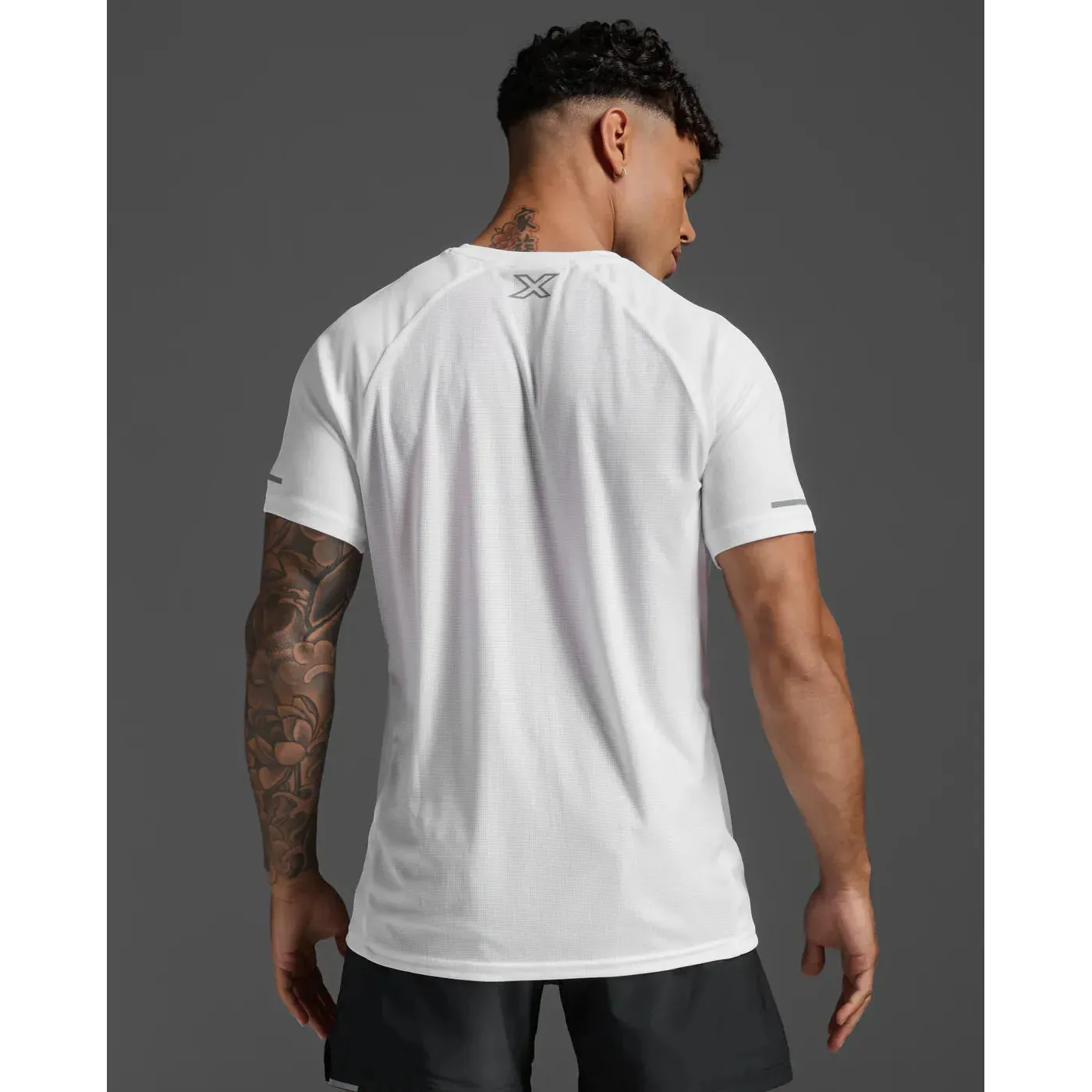 2XU Men's Aero Tee - White/Silver Reflective