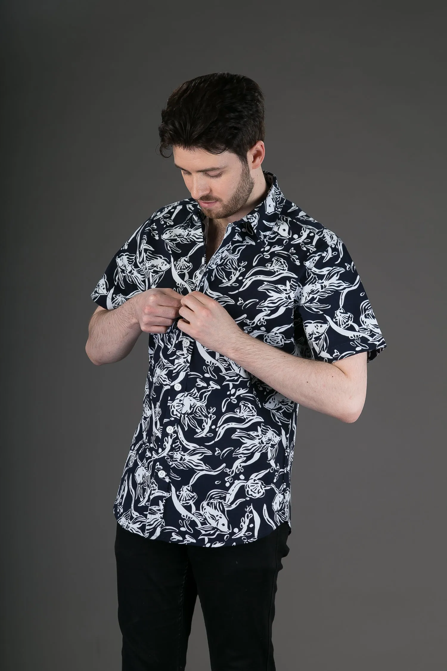 Black White Fish Print Cotton Slim Fit Mens Shirt Short Sleeve