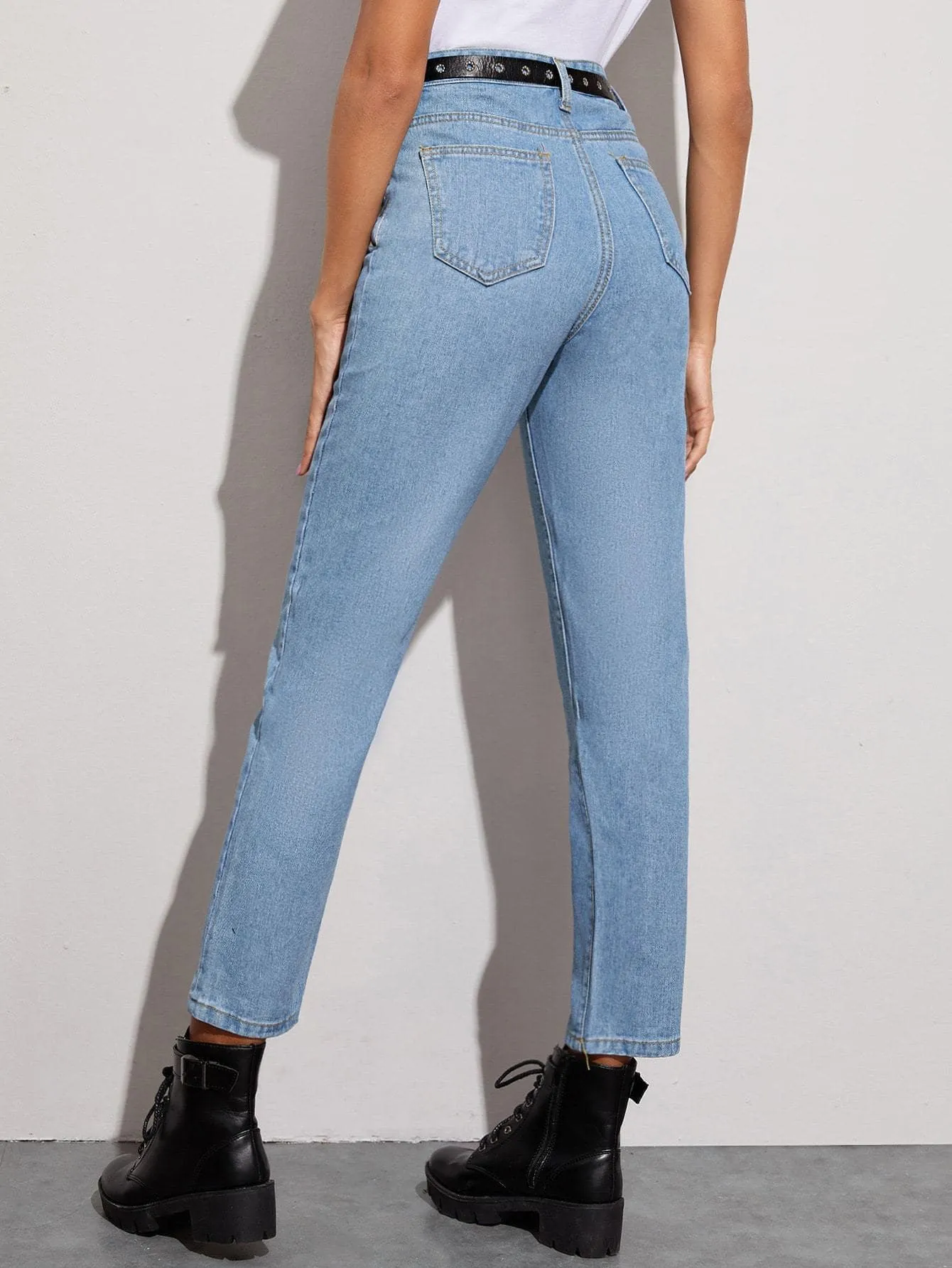 Blue Button Fly Solid Straight Jeans With Belt