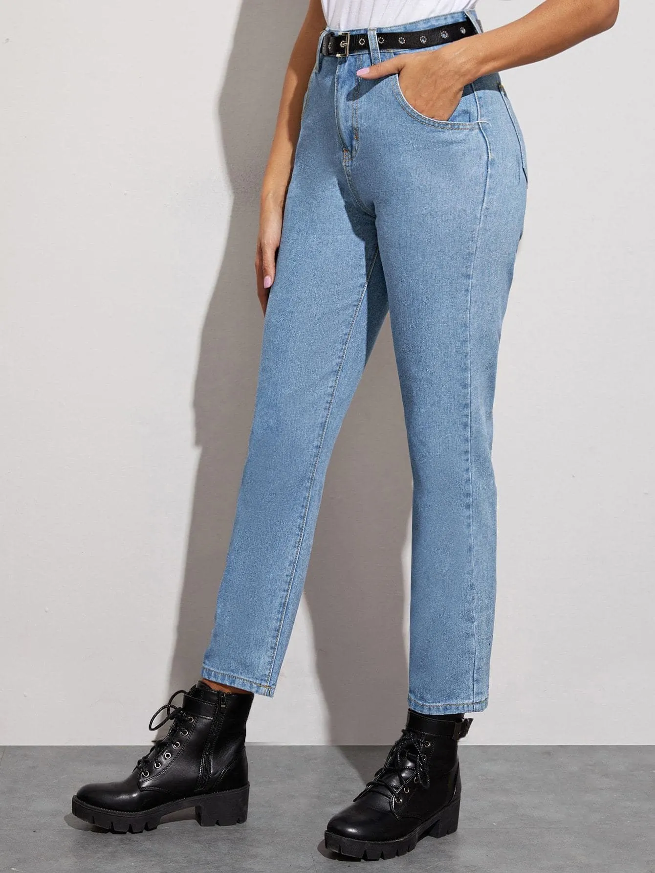 Blue Button Fly Solid Straight Jeans With Belt