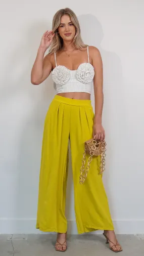 Donna Pants in Yellow