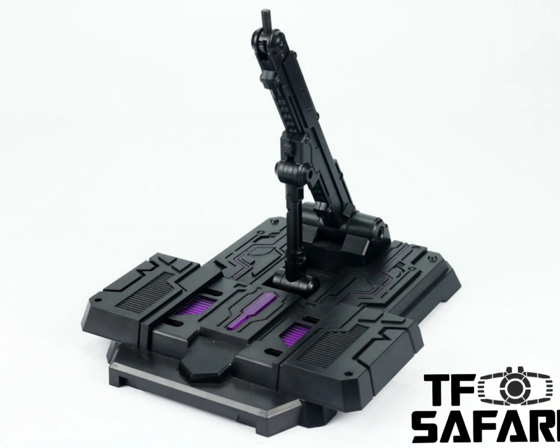 Generation Toy GT-02 GT02 (GT-03 GT-3) Tyrant (IDW Megatron) Reissue 24cm / 9.5"