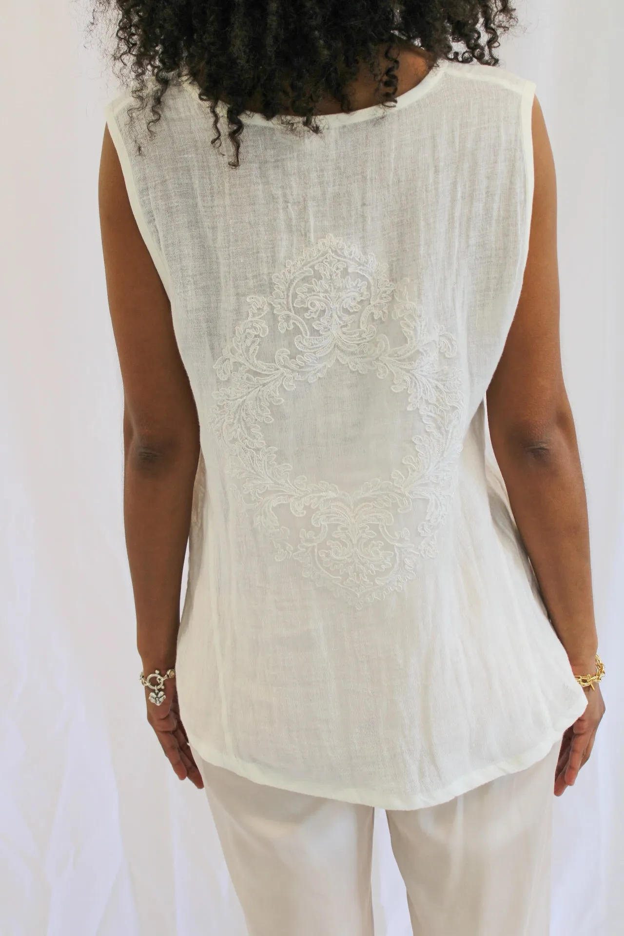 Lace embroidery linen Top by Maurizio