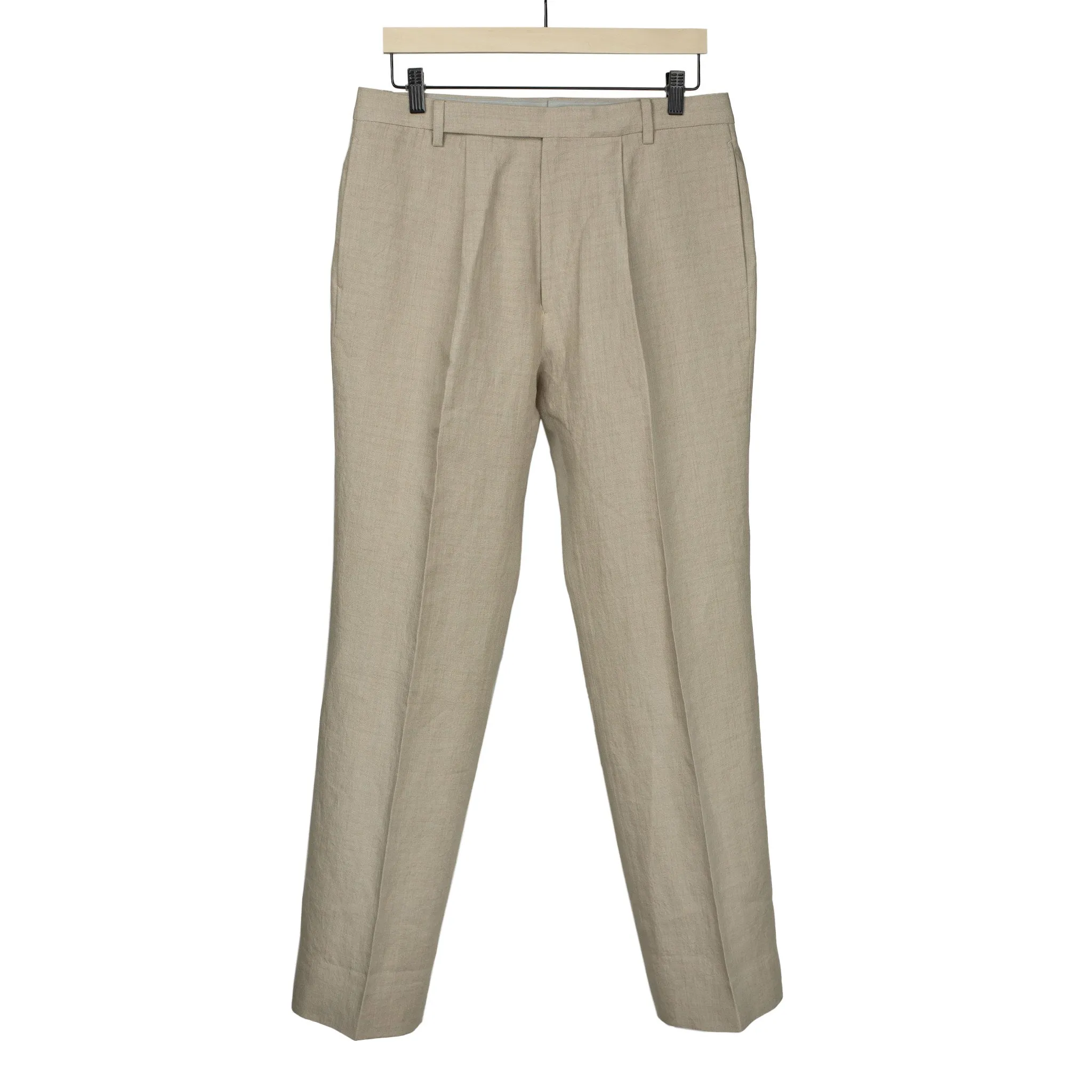 Pleated trousers in natural linen and silk (separates)