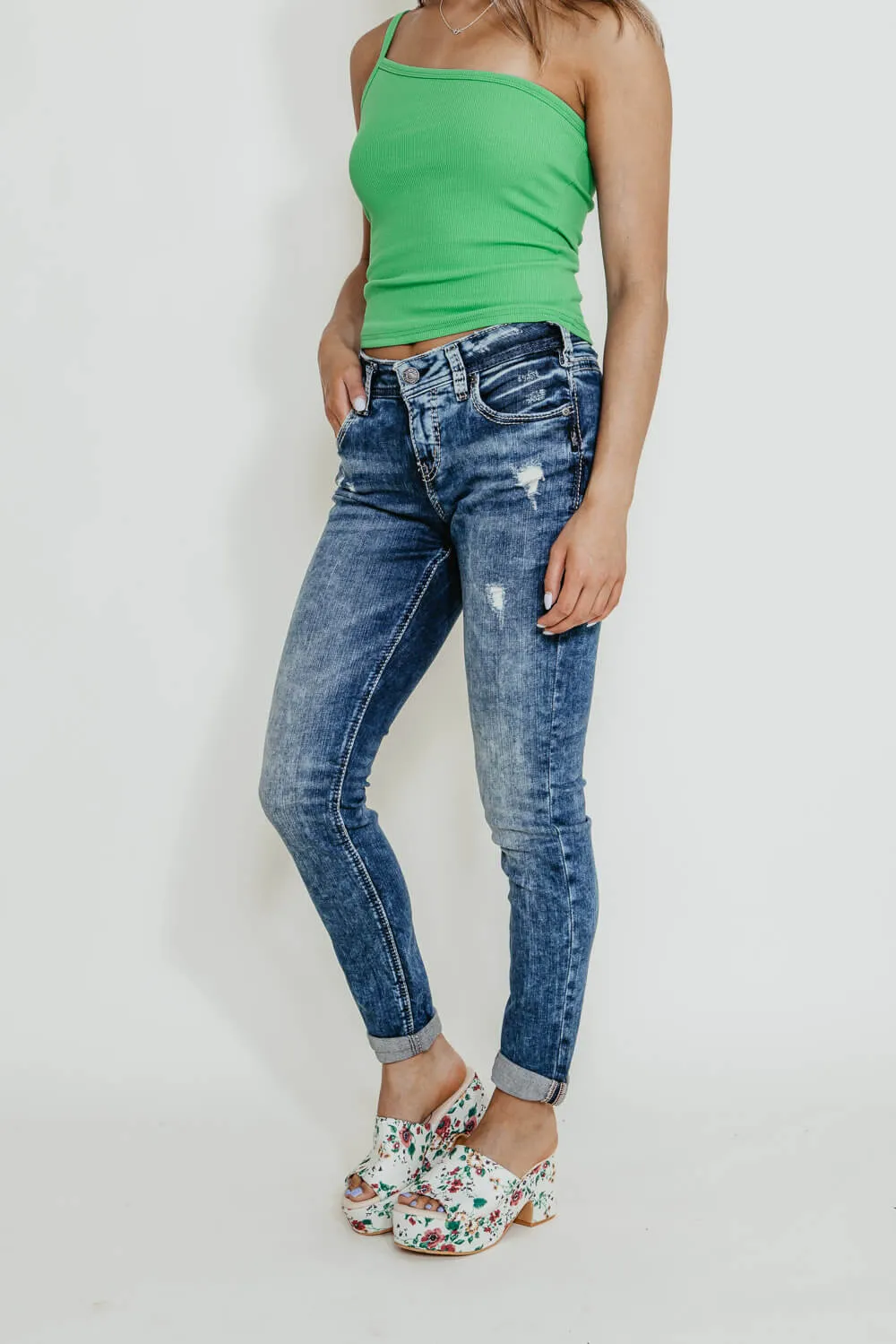 Silver Jeans Destructed Skinny Girlfriend Jeans for Women | L27137SJL388